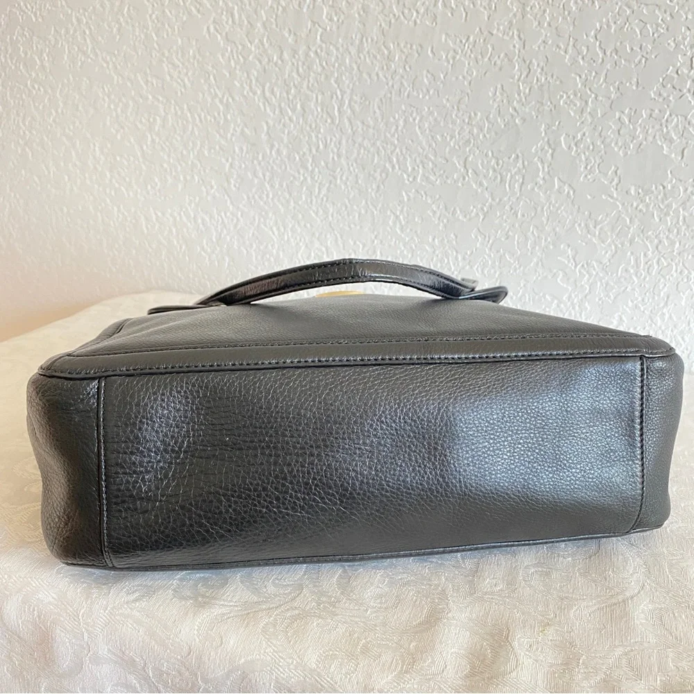 Tory Burch approximately 13x4x10